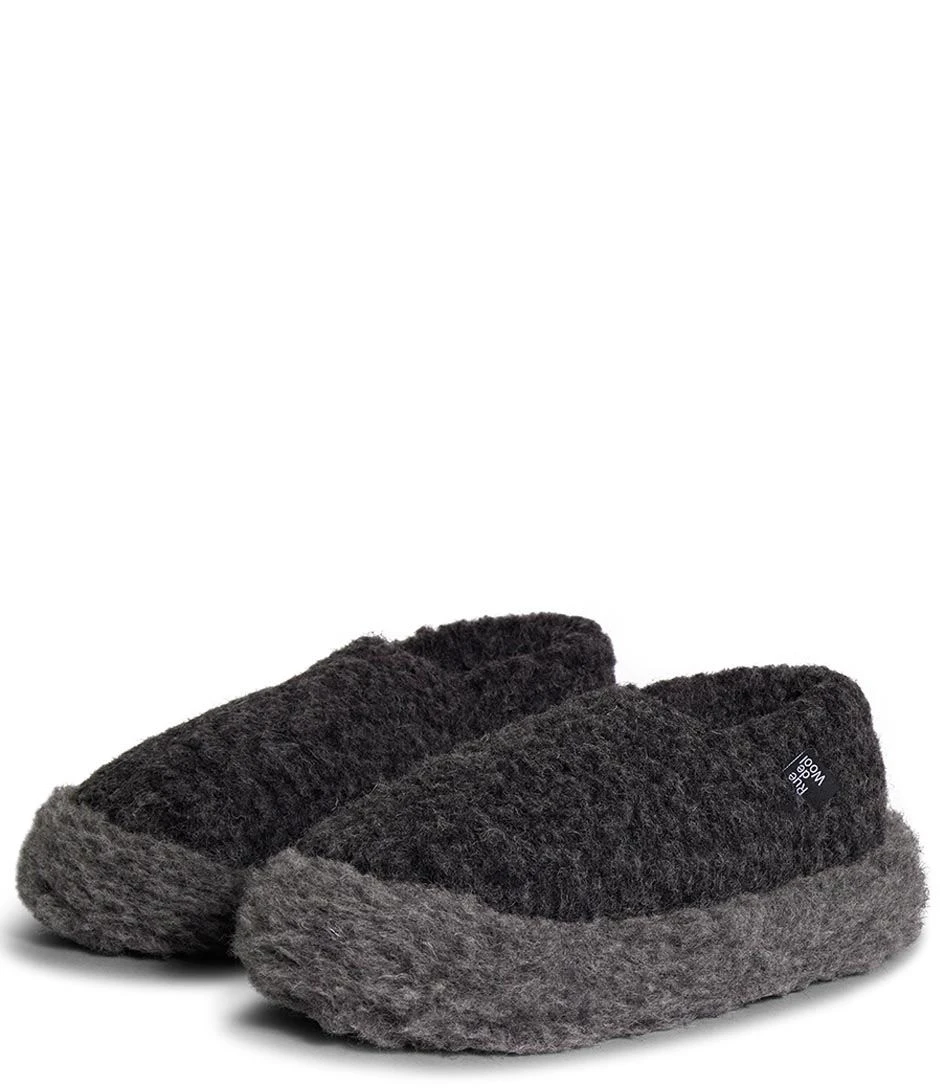 The Nordic V2 Charcoal Black/Iron Grey 3 The Nordic V2 Charcoal Black/Iron Grey – Image 3