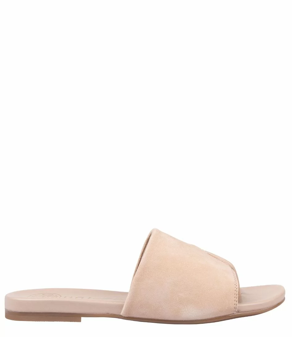 Unisa C Acho Skin 1 Unisa C Acho Skin